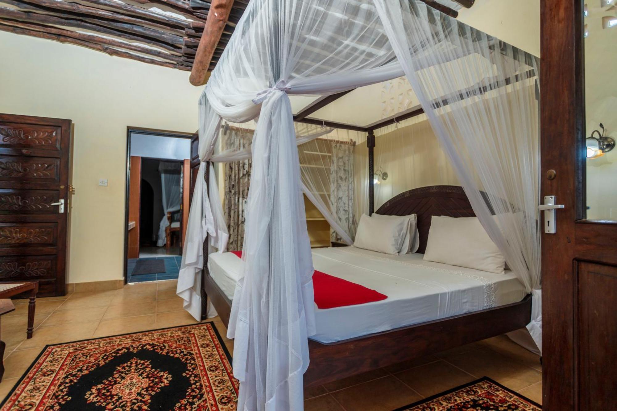 Diani Beach-Villa Kirsch Galu エクステリア 写真